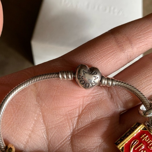 Pandora Snake Chain Heart Clasp Bracelet w/ NEW 9 Harry Potter Themed Charms EUC - Picture 9 of 11